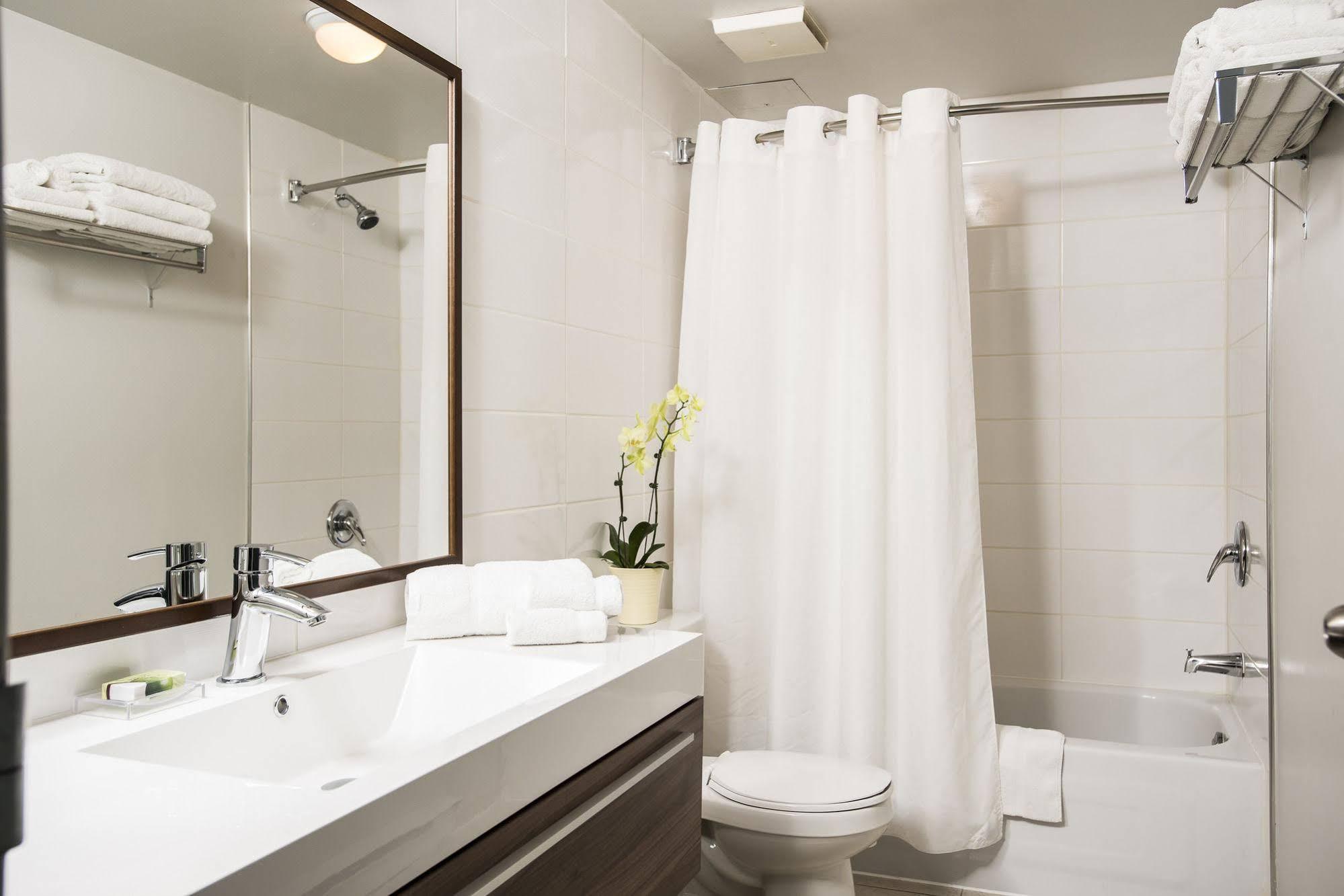 Hotel Albert Par G5 Rouyn Eksteriør billede